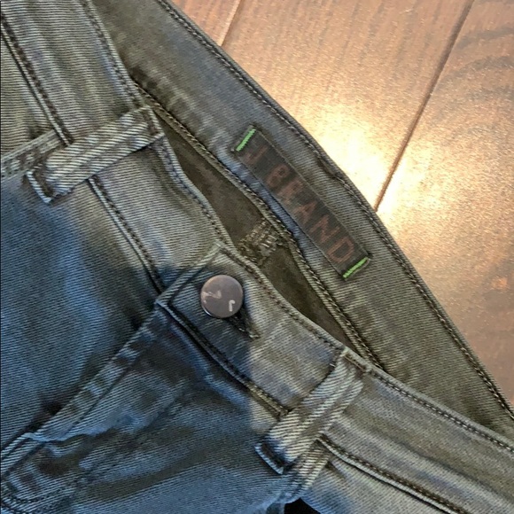 J Brand Skinny Jeans size 26 - Picture 2 of 3